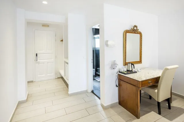 Superior, Garden View, Shared Pool، Smy Mediterranean White Santorini - Adults Only 3/3