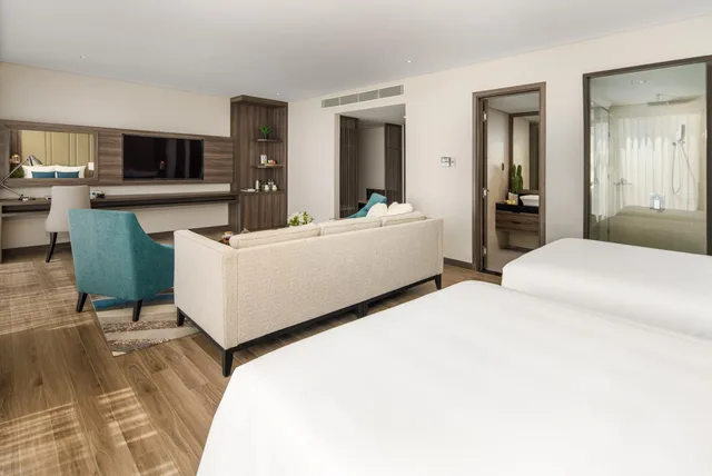 غرفة تنفيذية عائلية بإطلالة جزئية على البحر، Minh Toan Safi Ocean Hotel 2/8