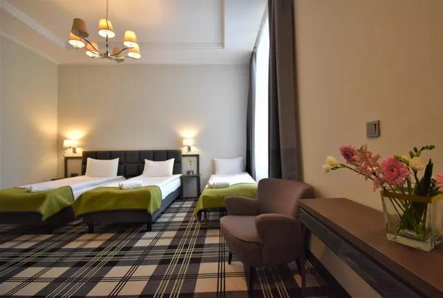 غرفة ثلاثية، Hotel Impresja 3/3