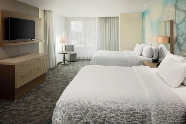 غرفة بسريرين كوين لذوي الإعاقة، Courtyard By Marriott Detroit Farmington 1/3