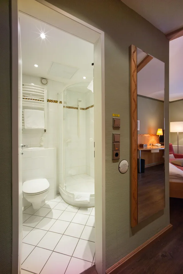 غرفة أساسية مفردة بسرير فردي، Hotel Gude 3/4