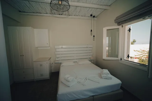 غرفة سوبيريور بسرير كوين بإطلالة جزئية على البحر، Villa Ilias 3/8