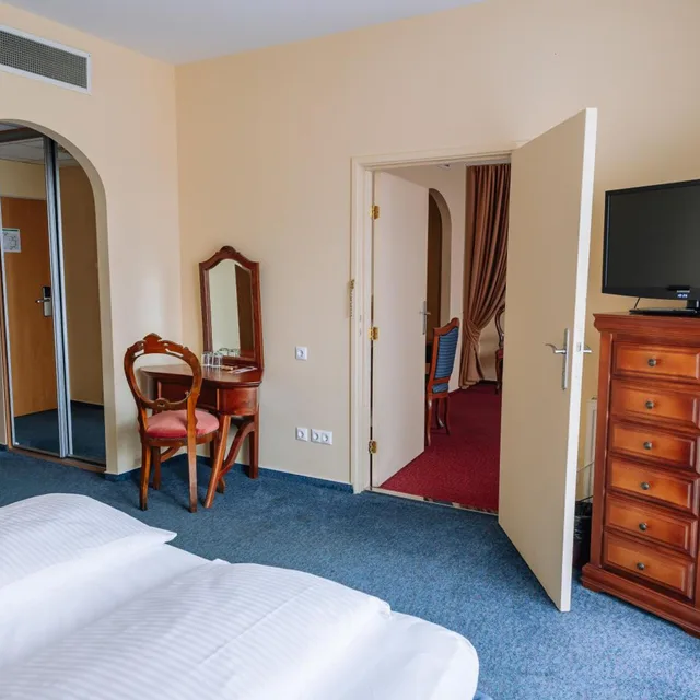 جناح عائلي، Pannonia Hotel 6/7