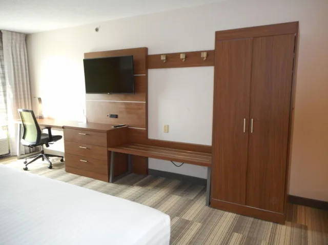 غرفة قياسية، Holiday Inn Express Fairfield 2/2