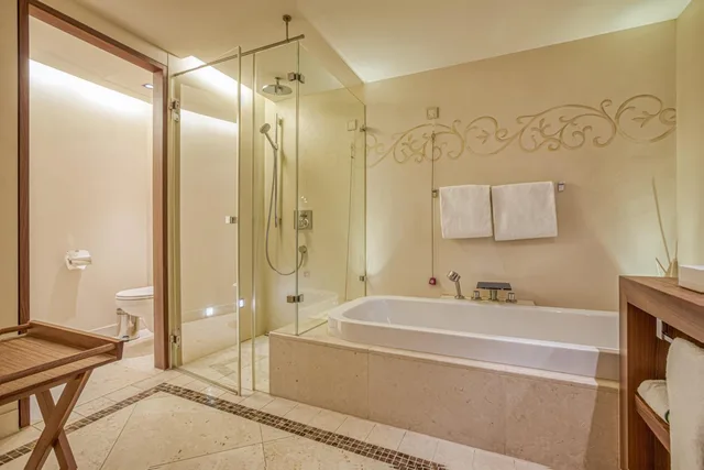 غرفة سوبيريور بسرير كينج، WALD AND SCHLOSSHOTEL FRIEDRICHSRUHE 3/3