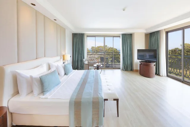Deluxe, Side Sea View, Large، Juju Premier Palace 1/8