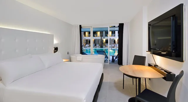Swim Up, Innside, Premium, King Bed، INNSiDE by Melia Palma Bosque 2/6