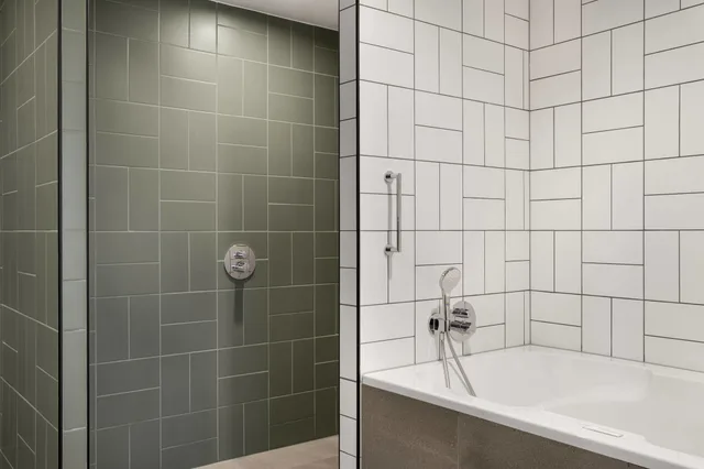 جناح ركني بسرير كينج بغرفة نوم واحدة، RENAISSANCE AMSTERDAM SCHIPHOL AIRPORT HOTEL 6/8