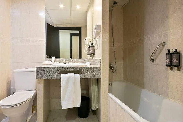 غرفة داخلية بسريرين منفصلين، Hotel Best Andorra Center 8/9