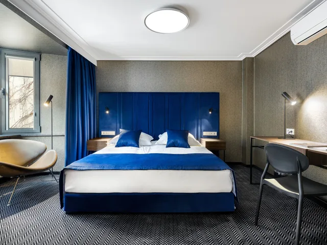 شقة بسرير مزدوج مع أريكة، Logos Hotel Krakow 2/3