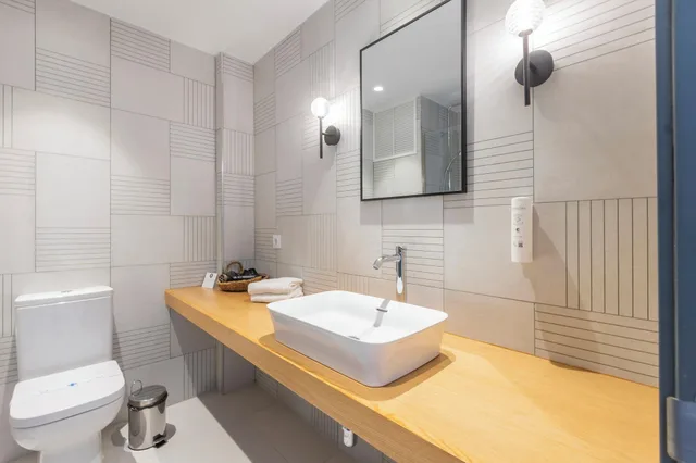 غرفة ثلاثية بشرفة، Hotel Soho Boutique Las Vegas 4/4