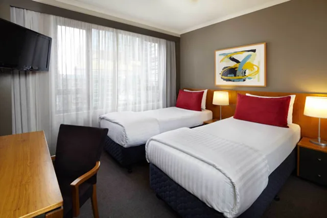 غرفة بسرير كينج بغرفتي نوم، Adina Apartment Hotel Sydney Town Hall 1/8