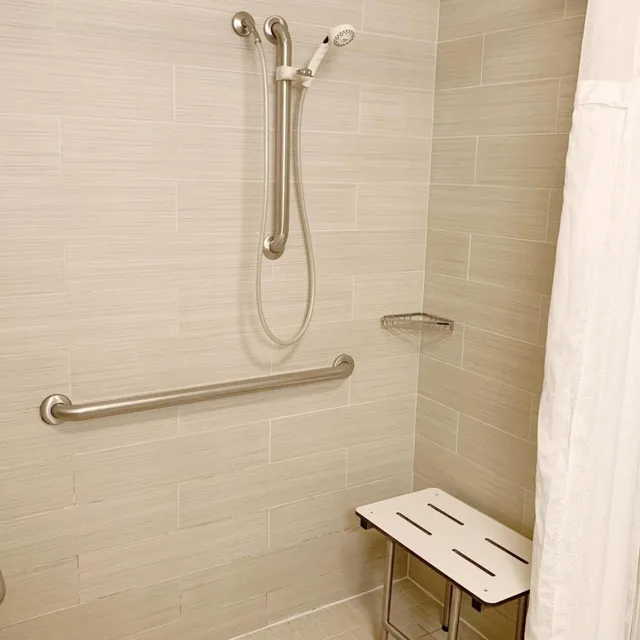 استوديو بسرير كينج مع أريكة بحوض استحمام لذوي الإعاقة، TownePlace Suites by Marriott San Antonio Downtown Riverwalk 9/10