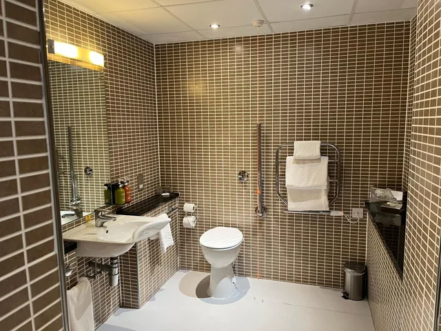 غرفة بسرير مزدوج لذوي الإعاقة، HOLIDAY INN DUMFRIES 5/9
