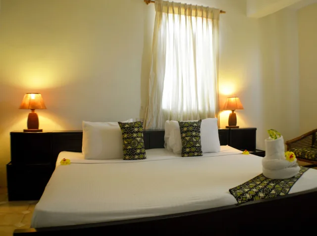 1 Bedroom, Standard, Triple, 1 Single and 2 Double Beds, Harbour View، Coconut Grove Bridge House 10/10