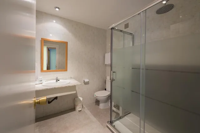غرفة بسرير مزدوج أو سريرين منفصلين، Hotel Marina 10/10