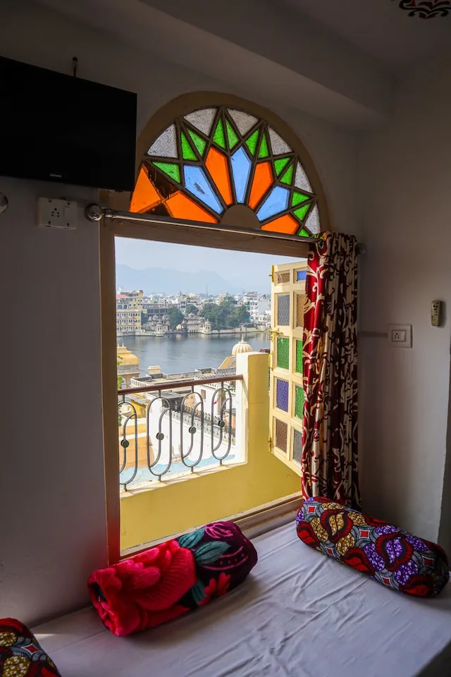 Hotel Lake Ghat Palace, Udaipur 38/53