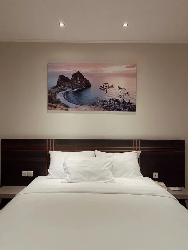 غرفة ديلوكس بسرير كوين، Paradise Hotel Tarakan 2/3