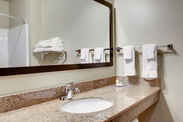 غرفة بسرير كينج، Cobblestone Inn Suites Schuyler Ne 7/9