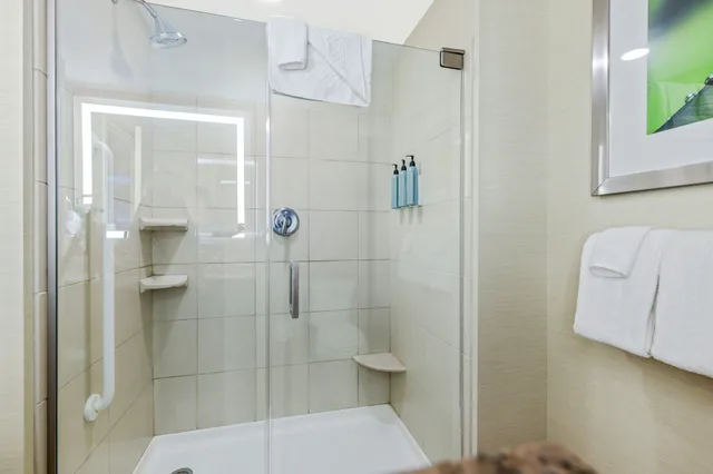 غرفة، Courtyard by Marriott Boston Waltham 3/5