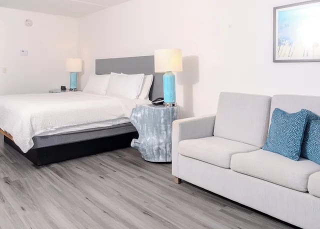 غرفة بريميوم بسريرين كوين، Holiday Inn Resort South Padre Island Beach Front 5/8