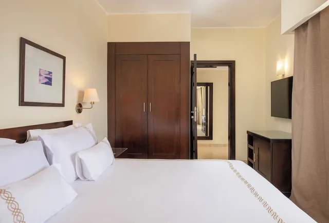 West Bay, Premium, Suite, 1 King and 1 Single Beds, Sea View, Adult Only، Fort Arabesque Beach Resort 1/4