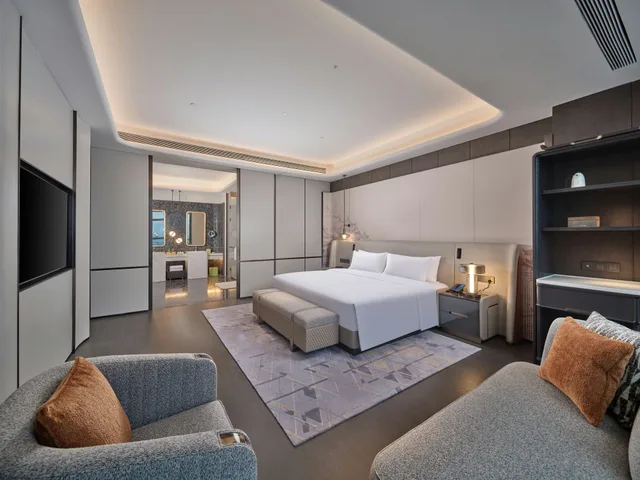 جناح رئاسي بسرير كينج، Hilton Huizhou 2/3