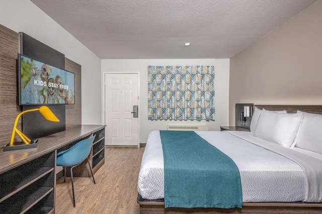 غرفة قياسية بسرير كوين، Motel6 Euless, TX - Dallas 3/4