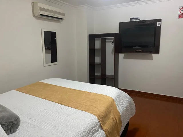 غرفة قياسية بسريرين منفصلين، Hotel Avenida 3 Real 5/7