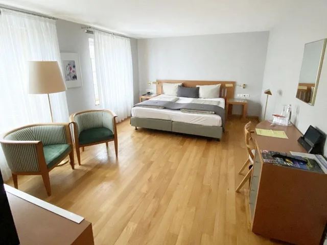 Classic, Double Bed, Schlosshotel Bad Wilhelmshohe 6/9