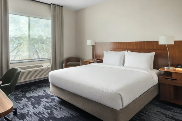 غرفة بسرير كينج، Fairfield Inn Suites Watertown Thousand Islands 1/5