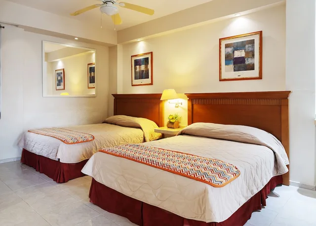 جناح سوبيريور بسريرين مزدوجين، Hotel Suites Nader 1/2