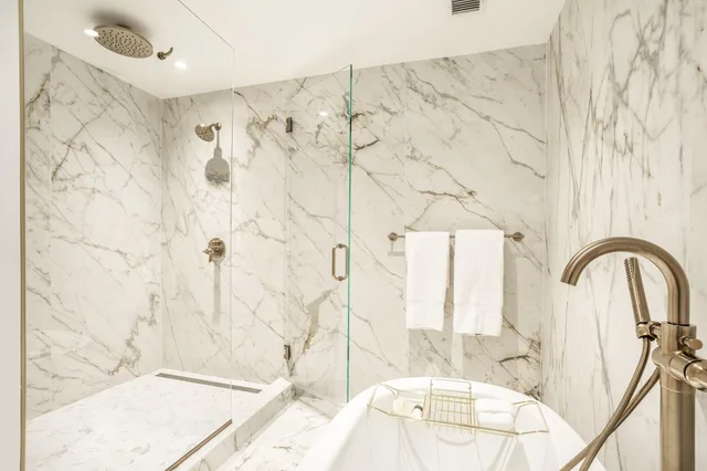 غرفة بسرير كينج، Bottleworks Hotel 5/5