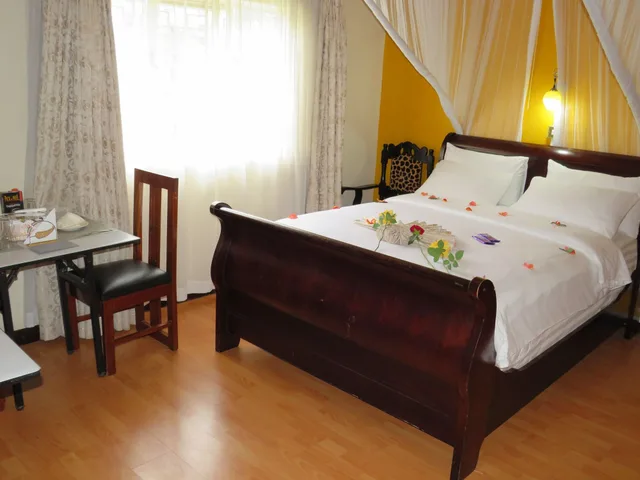 غرفة ديلوكس، Hotel Troy Nairobi 1/2