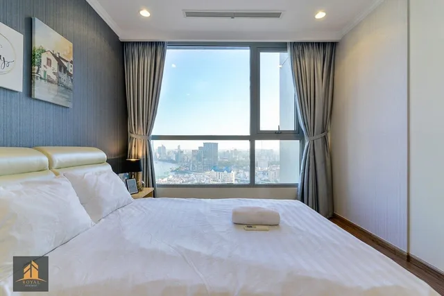 شقة فاخرة بسرير كينج بشرفة بغرفة نوم واحدة، Christine S Saigon Apartment 1/7