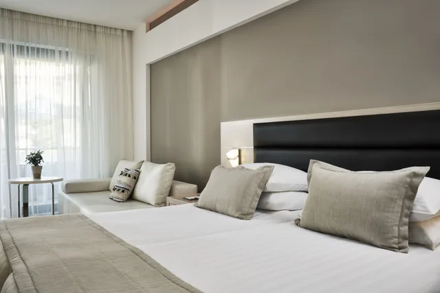 Deluxe, Twin Beds, Sofa, Lesante Classic - Preferred Hotels & Resorts 7/10
