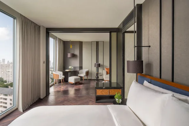 جناح جونيور بسرير كينج مع دخول صالة النادي في طابق مرتفع، InterContinental Bangkok Sukhumvit 3/10