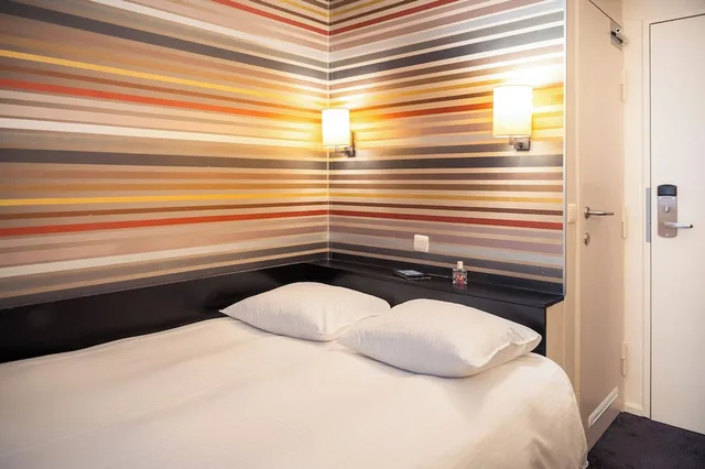 غرفة صغيرة بسرير مزدوج، Hotel Queen Anne 5/9