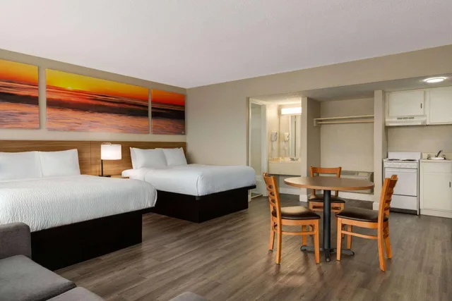 استوديو بسريرين كوين، Days Inn by Wyndham Myrtle Beach-Beach Front 1/1