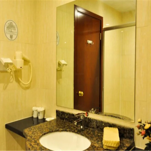 جناح بزنس، GreenTree Inn Chengde Railway Station Southeast Chengde Century City Business Hotel 4/5