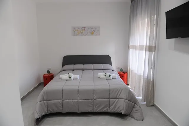 غرفة رباعية بسرير كوين وسريرين منفصلين، B&B Al Centro Storico 1/6