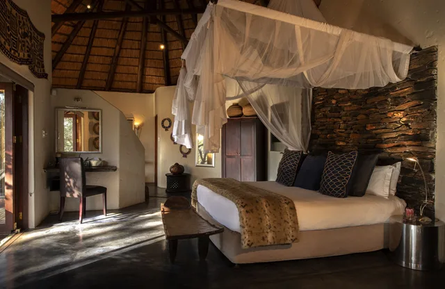 Rock, Suite, King Bed، Pondoro Game Lodge 1/1