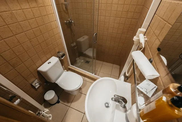 غرفة قياسية بسرير مزدوج، Hotel Tilto 6/7
