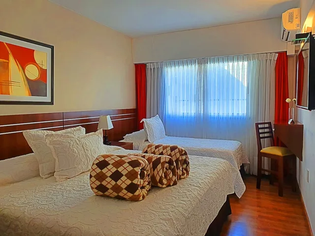 Superior, Triple, Hotel America 1/5