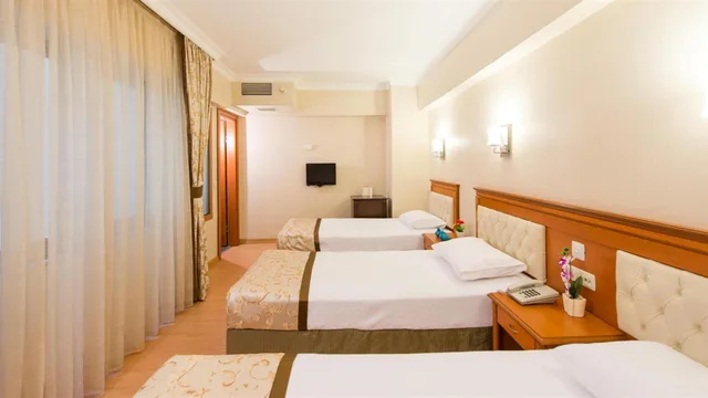 Standard, Triple, Single Bed, Prestige Hotel Old City 10/10