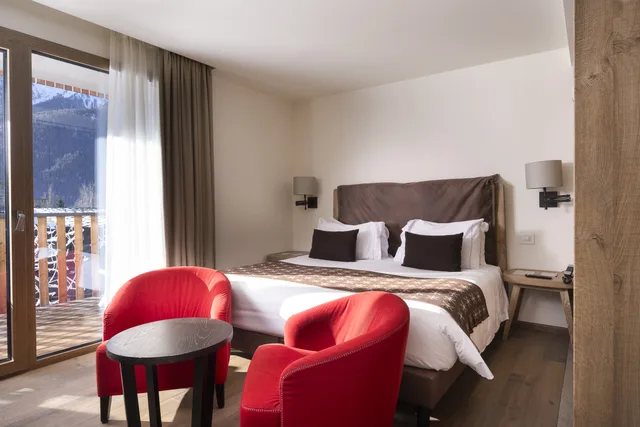 Deluxe, Balcony or Terrace، Grand Hotel Courmayeur Mont Blanc 2/3