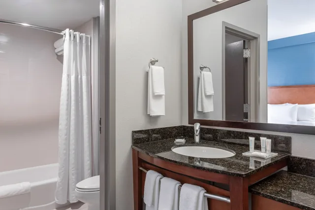 غرفة قياسية بسريرين كوين، Hyatt Place Columbus-North 2/2