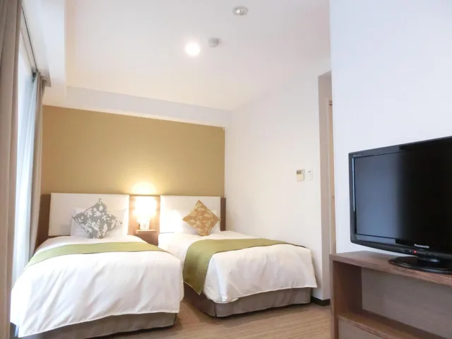 Standard, Twin Beds, Laundry, Kitchenette، TOKYU STAY YOGA 1/5