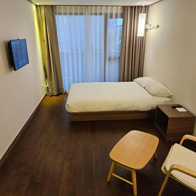 غرفة قياسية بإطلالة، Tamara Jeju hotel 10/10