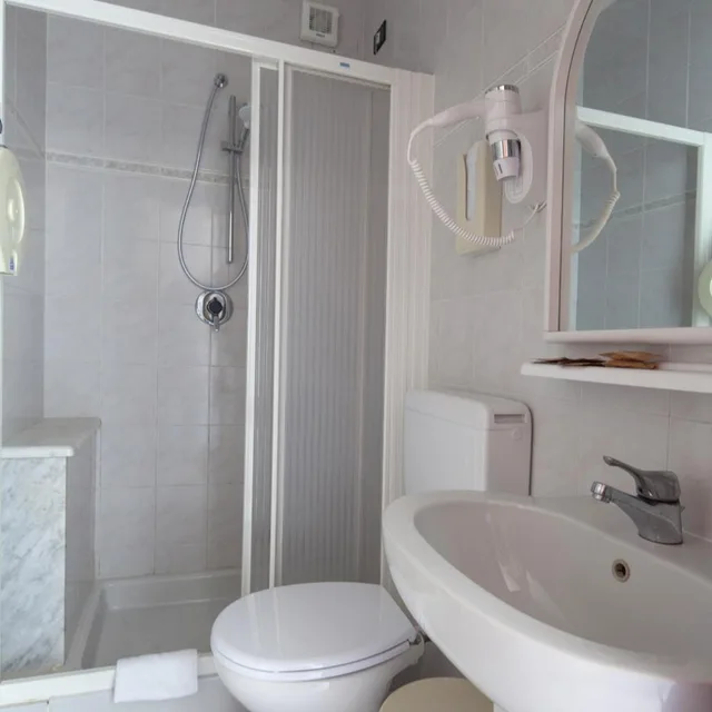 غرفة مفردة، Hotel Nella 10/10